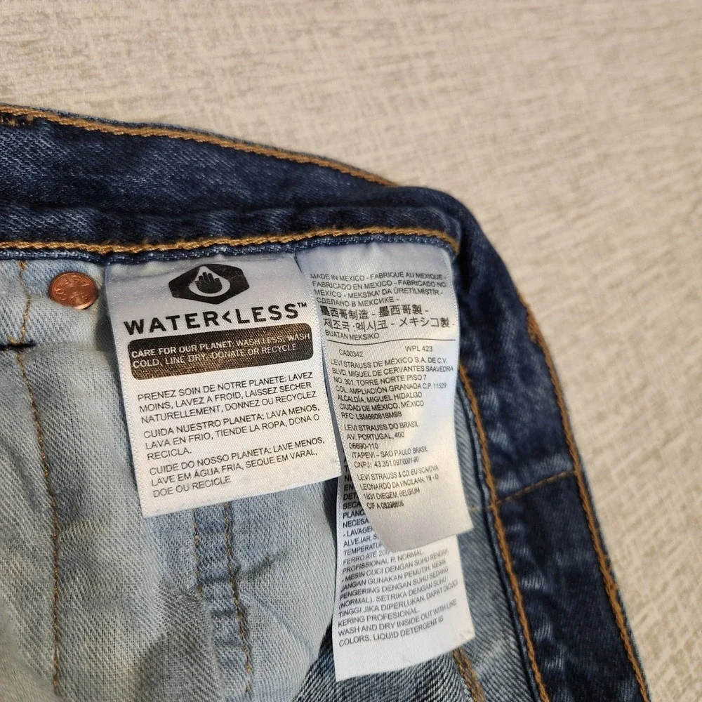 Levis 501 Original Fit Jeans Mens 36x32 Blue Straight Leg Button Fly 00501-0115